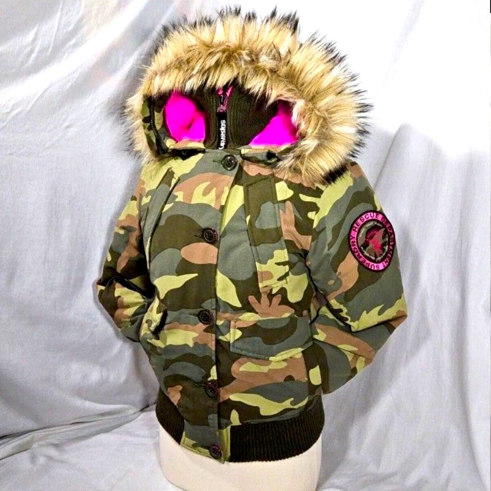 SuperDry Bomber Jacket
Small Insulated Down
Coat Rescue Army Camo Faux Fur Hood